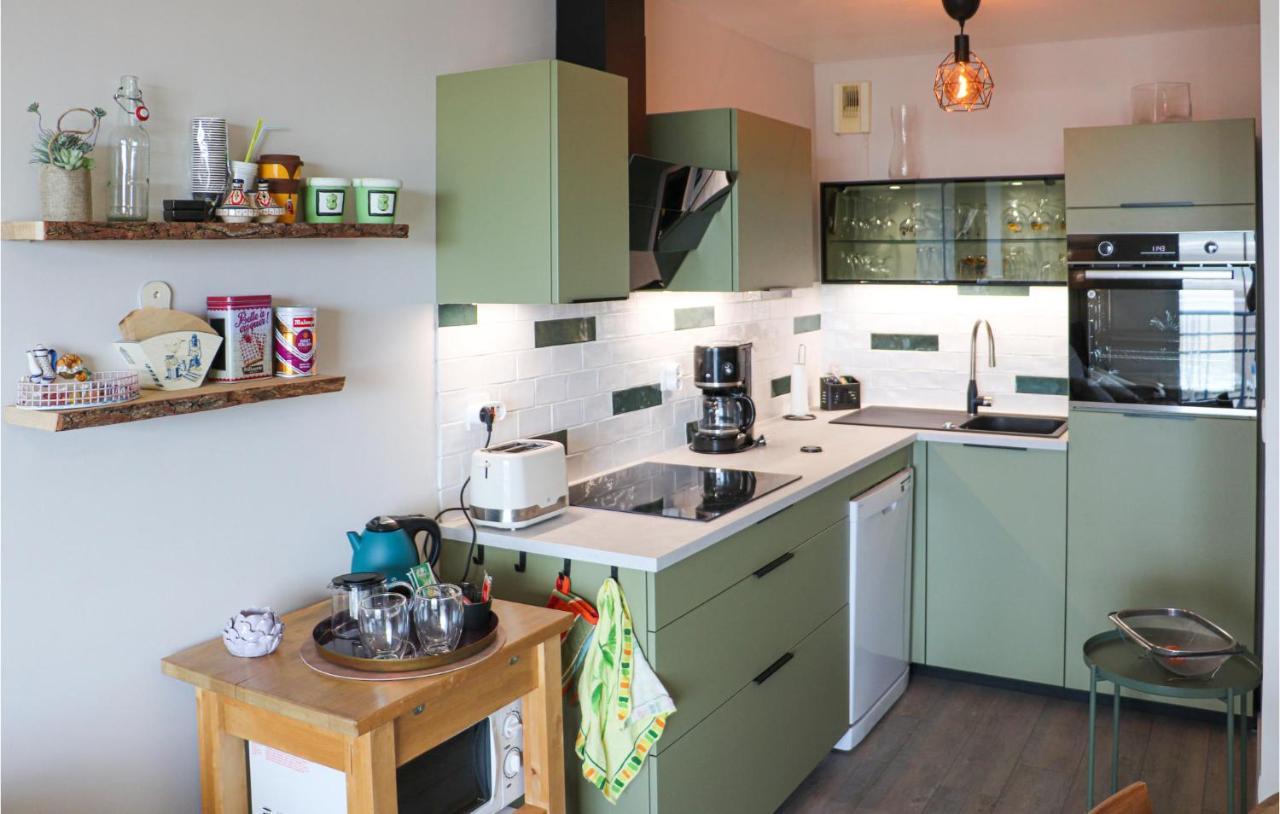 Gorgeous Apartment In Wimereux With Kitchen Extérieur photo